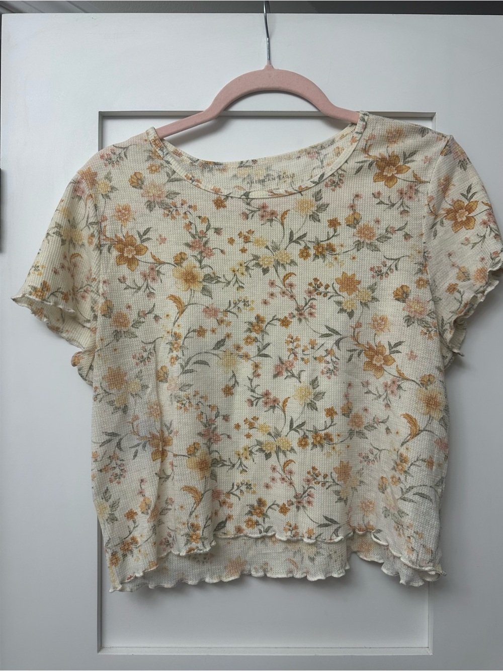 American Eagle Floral Ruffle-Hem Short Sleeve Baby Tee